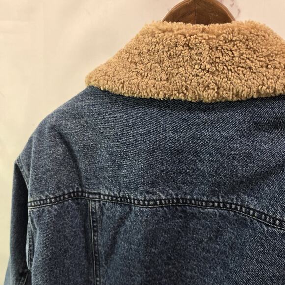 Pilcro Jacket Women XS Denim Jean Trucker Faux Fur Shearling Sherpa - Picture 6 of 11